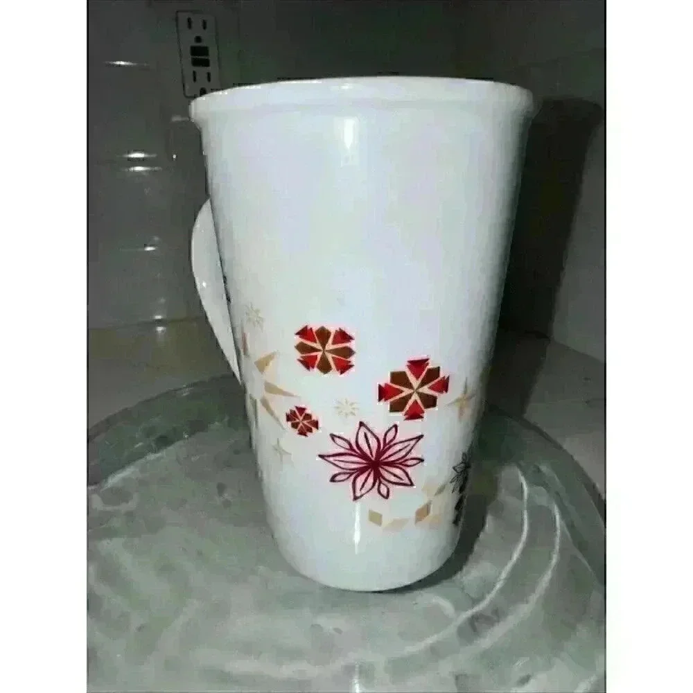 Starbucks Coffee Mug Cup Christmas Holiday 12 oz 345 ml Red Snowflakes